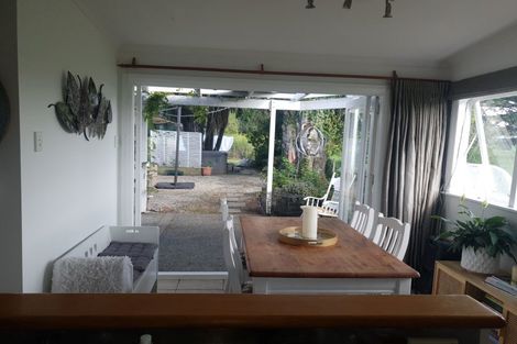 Photo of property in 2491 State Highway 2, Ahikouka, Greytown, 5794
