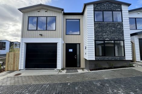 Photo of property in 16 Elegant Lane, Ranui, 0612