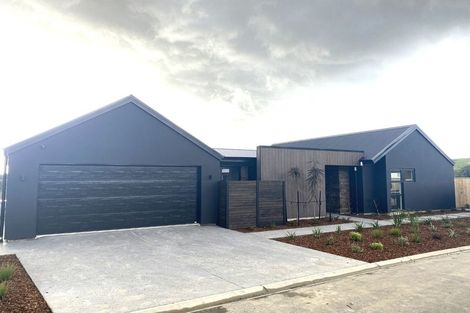 Photo of property in 5 Hill Tops Way, Stoke, 7011