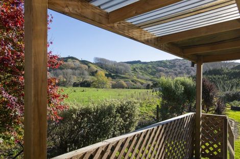 Photo of property in 911 Kanakanaia Road, Whatatutu, Te Karaka, 4091