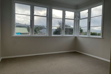 Photo of property in 26-28 Judd Crescent, Naenae, Lower Hutt, 5011