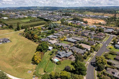 Photo of property in 38 Links View Drive, Omokoroa, 3114