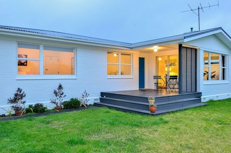 Photo of property in 10 Owen Road, Inner Kaiti, Gisborne, 4010