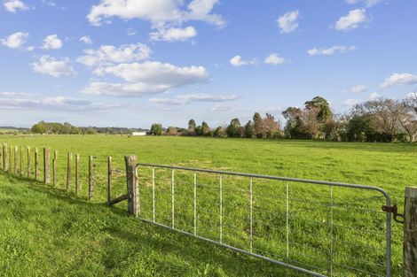 Photo of property in 223 Mataro Road, Onaero, Urenui, 4375