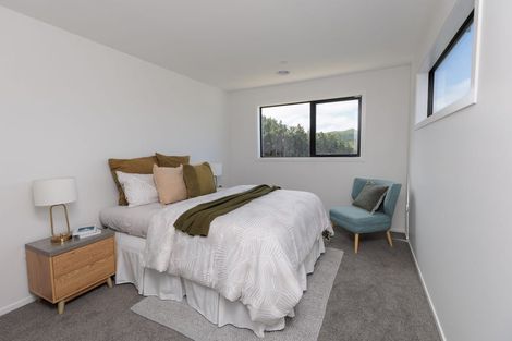 Photo of property in 24 Prestbury Grove, Churton Park, Wellington, 6037