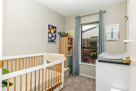 Photo of property in 28 Staveley Street, Avonhead, Christchurch, 8042