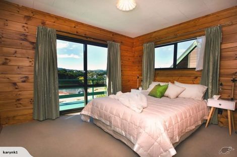 Photo of property in 5 Shackle Lane, Whitby, Porirua, 5024