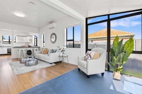 Photo of property in 1/18 Ashlynne Avenue, Papatoetoe, Auckland, 2025