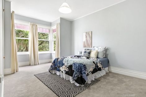 Photo of property in 60 Glenmore Street, Northland, Wellington, 6012