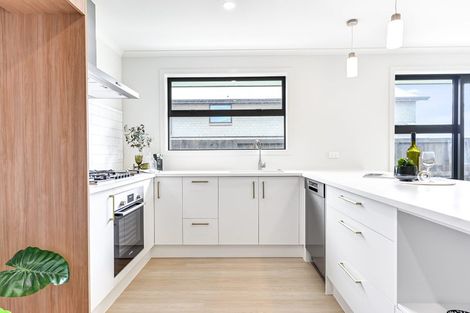 Photo of property in 10 Oralee Terrace, Peacocke, 3206