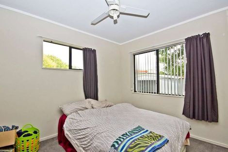 Photo of property in 10 Lacebark Court, Titirangi, Auckland, 0604