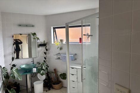 Photo of property in 31 Summit Road, Fairfield, Lower Hutt, 5011