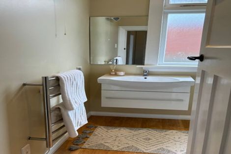 Photo of property in 92 Tomahawk Road, Andersons Bay, Dunedin, 9013