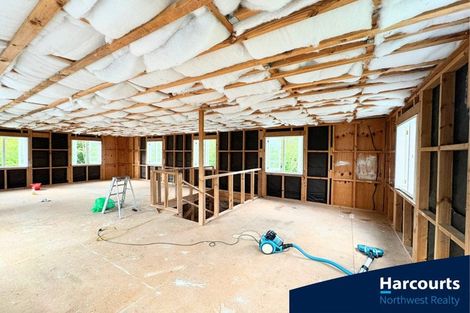 Photo of property in 86 Tawa Road, Kumeu, 0891