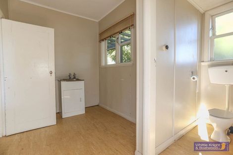 Photo of property in 2 Puna Street, Riccarton, Christchurch, 8041