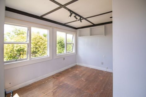 Photo of property in 44 Hillcrest Road, Hillcrest, Hamilton, 3216