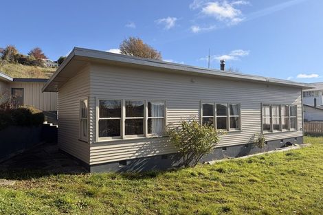 Photo of property in 1 Kiwi Road, Taihape, 4720
