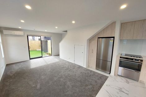 Photo of property in 1/57 Taikata Road, Te Atatu Peninsula, Auckland, 0610