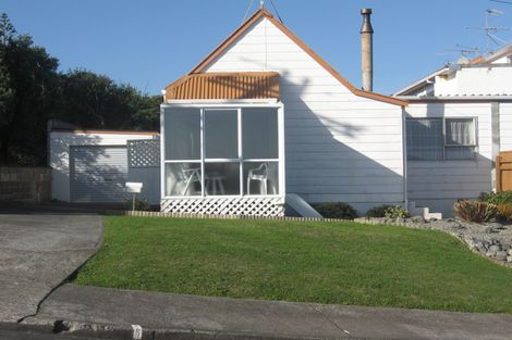 Photo of property in 2/22 Richard Street, Titahi Bay, Porirua, 5022