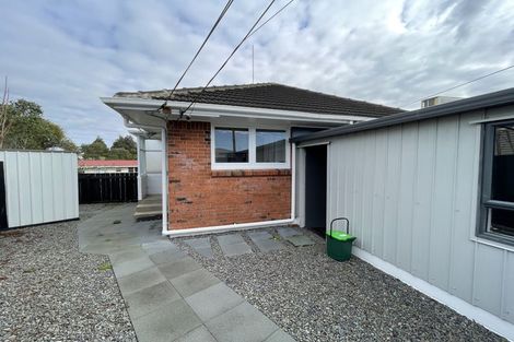 Photo of property in 31 Exmouth Road, Northcote, Auckland, 0627