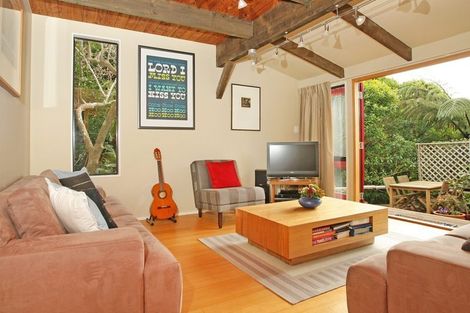 Photo of property in 19 Hereford Street, Wilton, Wellington, 6012