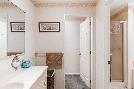 Photo of property in 20 Azalea Dell, Mount Maunganui, 3116