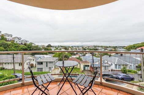Photo of property in 12a Hinau Road, Hataitai, Wellington, 6021