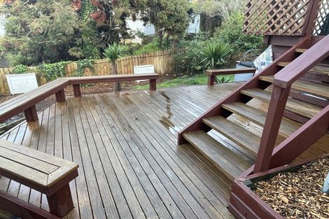 Photo of property in 1/10 Halder Place, Torbay, Auckland, 0632