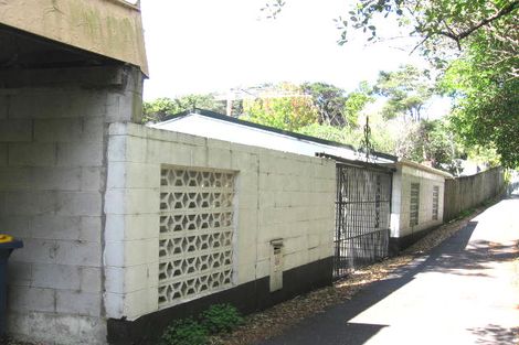 Photo of property in 34 Opou Road, Titirangi, Auckland, 0604