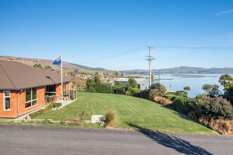Photo of property in 28 Titri Road, Waihola, Outram, 9073