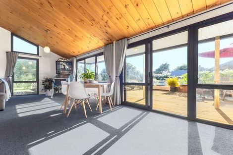Photo of property in 20 Olive Terrace, Paraparaumu Beach, Paraparaumu, 5032