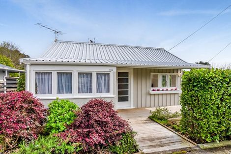 Photo of property in 210a Tukapa Street, Westown, New Plymouth, 4310