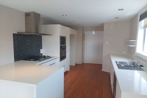 Photo of property in 70 Lemon Street, New Plymouth, 4310