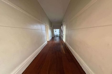 Photo of property in 12 Goring Street, Thorndon, Wellington, 6011