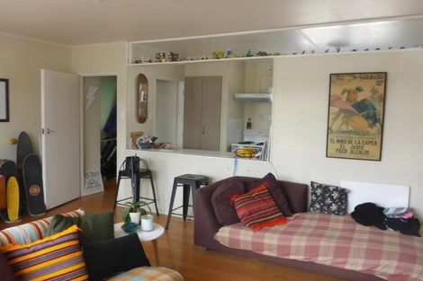 Photo of property in 55u7 Apu Crescent, Lyall Bay, Wellington, 6022