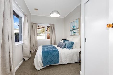 Photo of property in 1/7 Penrose Street, Woburn, Lower Hutt, 5010