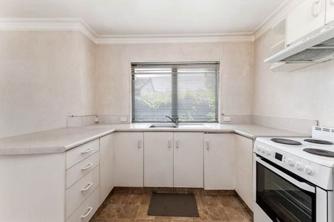 Photo of property in 11unit Mckee Avenue, Fenton Park, Rotorua, 3010