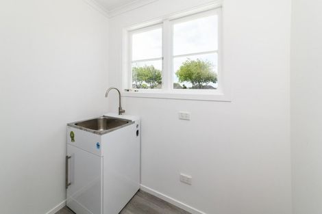 Photo of property in 73 Rangiora Avenue, Roslyn, Palmerston North, 4414