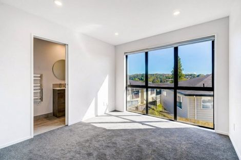 Photo of property in 3/40 Bahari Drive, Ranui, Auckland, 0612