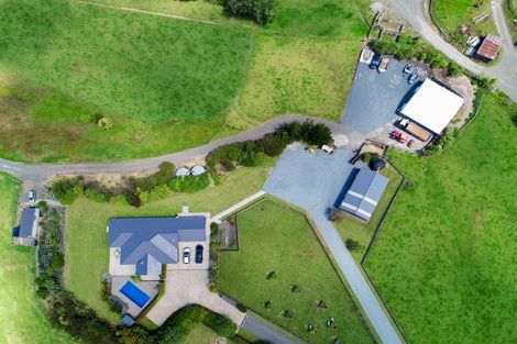 Photo of property in 827 Wainui Road, Wainui, Silverdale, 0994