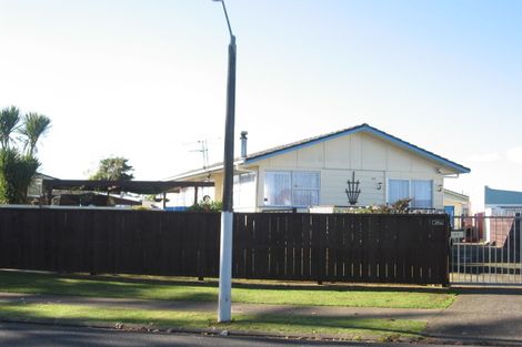 Photo of property in 57 Heybridge Street, Manurewa, Auckland, 2102