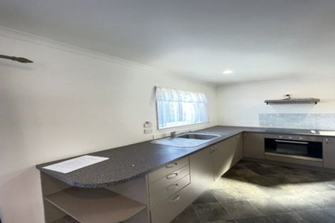 Photo of property in 6 Topaz Place, Bishopdale, Christchurch, 8053