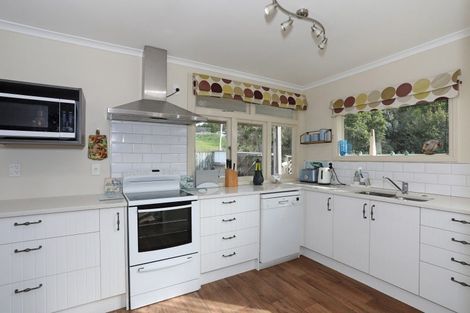 Photo of property in 110 Hastings Street, Halcombe, Feilding, 4779