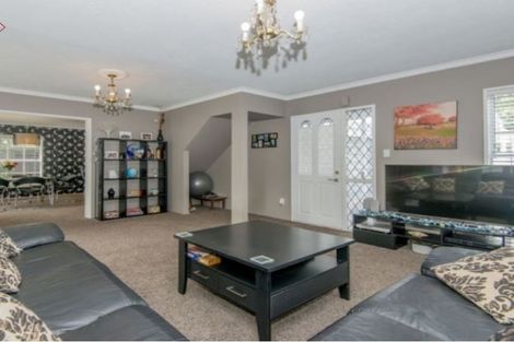 Photo of property in 244 Memorial Avenue, Burnside, Christchurch, 8053
