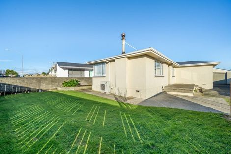 Photo of property in 28 Argyle Street, Kew, Invercargill, 9812