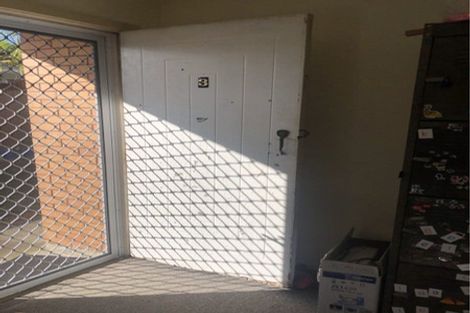 Photo of property in 3/81 Seabrook Avenue, New Lynn, Auckland, 0600