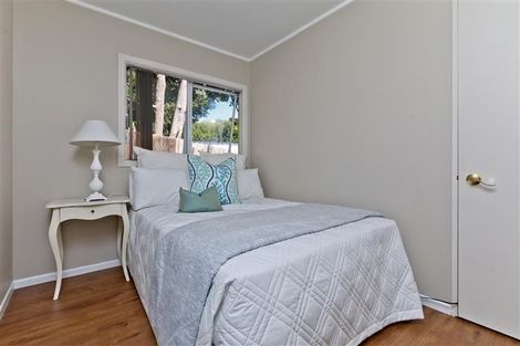 Photo of property in 1/34 Arrow Road, Forrest Hill, Auckland, 0620