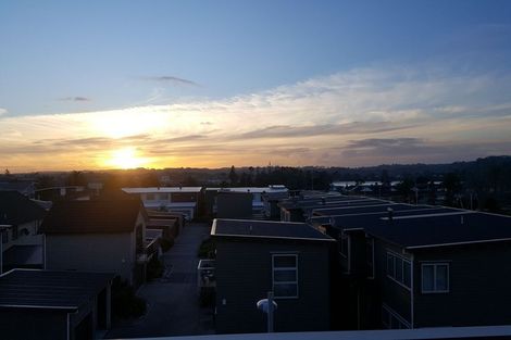 Photo of property in 301/160b Hobsonville Point Road, Hobsonville, Auckland, 0616