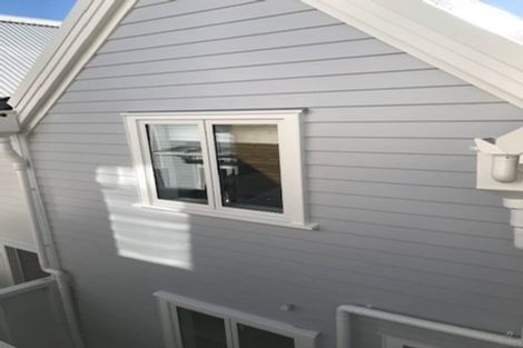 Photo of property in Pirie Street Townhouses, 22/35u Pirie Street, Mount Victoria, Wellington, 6011