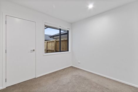Photo of property in 2 Kimbolton Street, Rototuna North, Hamilton, 3210